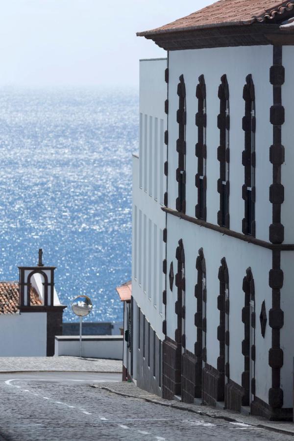 Azores Youth Hostels - Santa Maria Vila do Porto Esterno foto