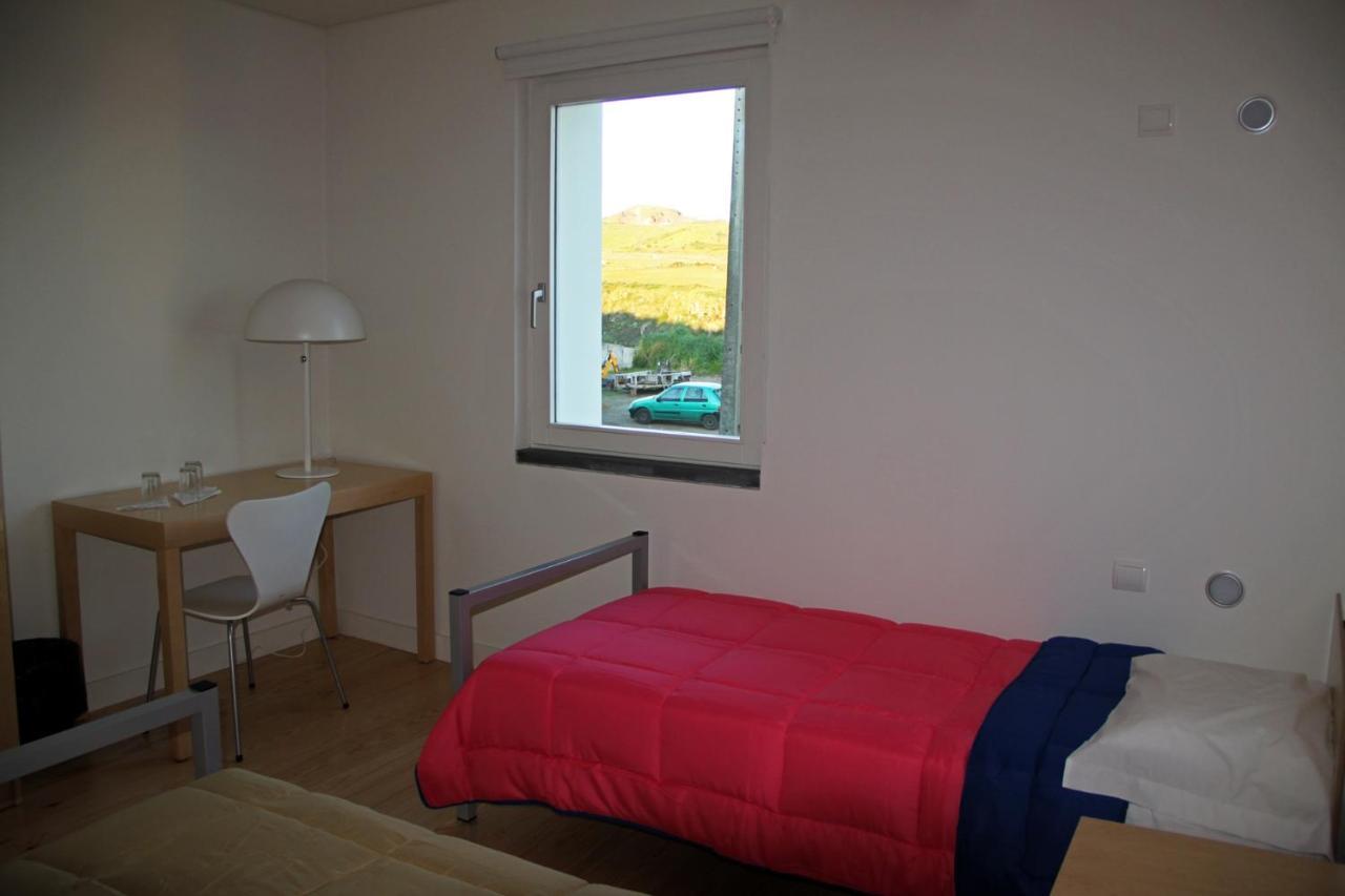 Azores Youth Hostels - Santa Maria Vila do Porto Esterno foto