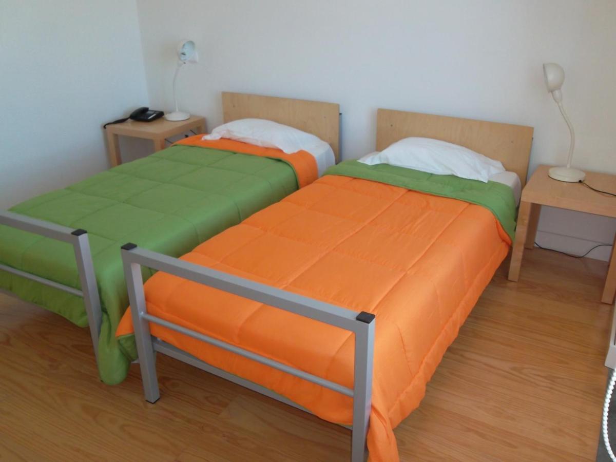 Azores Youth Hostels - Santa Maria Vila do Porto Esterno foto