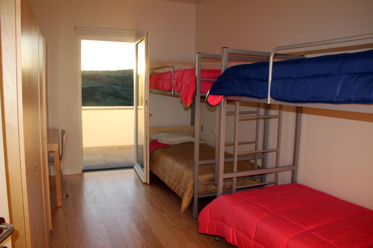 Azores Youth Hostels - Santa Maria Vila do Porto Esterno foto